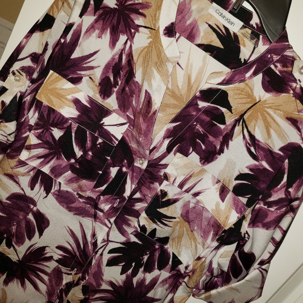 Calvin Klein blouse - Picture 2 of 3